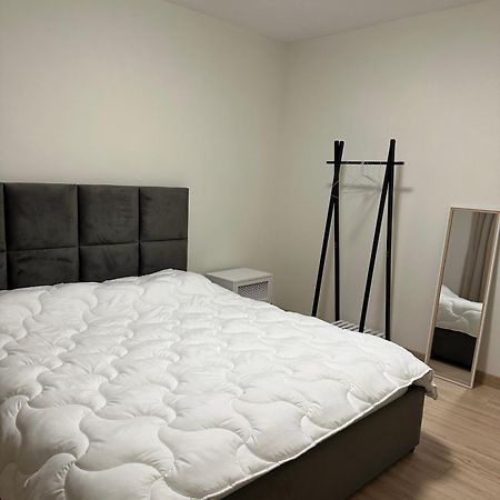 White Apartment, In The Center Of 티라나 외부 사진